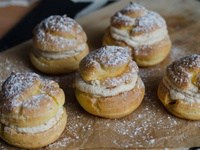 Petits choux à la crème pralinée