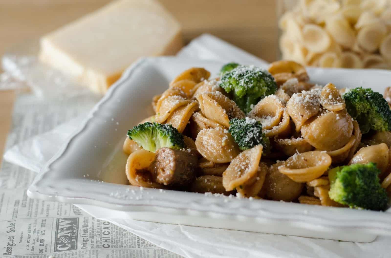 Orechiette au brocoli &amp; à la saucisse italienne