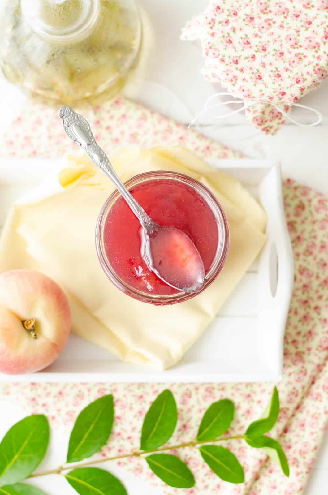 Confiture de pêche à la verveine